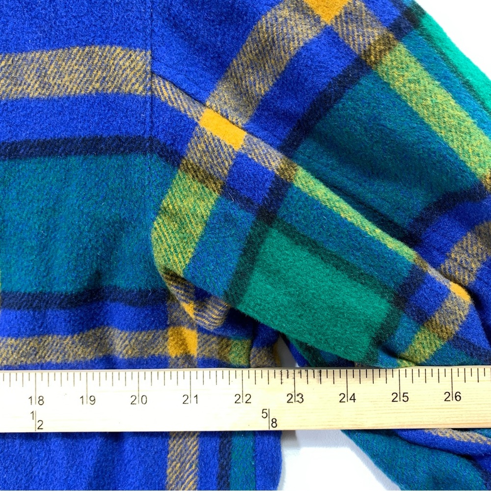 Vintage Plaid Blazer - Picture 8 of 11
